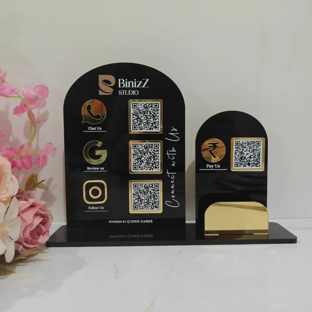 4 QR Black Premium Standee - Quick Cards