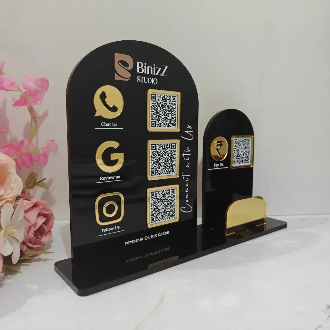 4 QR Black Premium Standee - Quick Cards