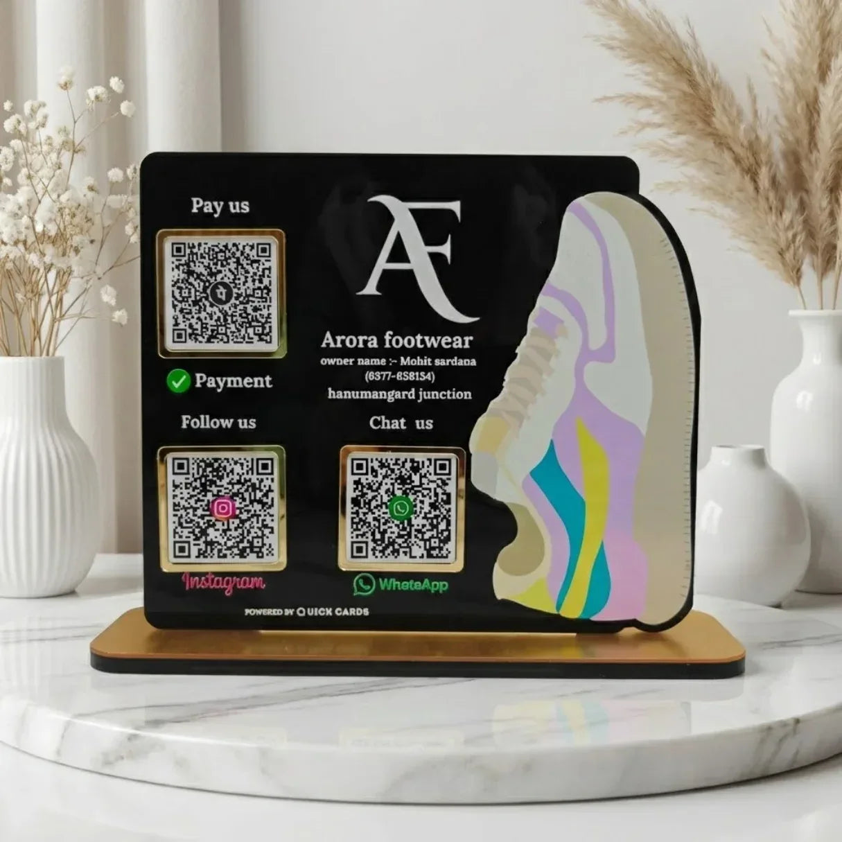 Footwears 3 QR Standee Black - Quick Cards