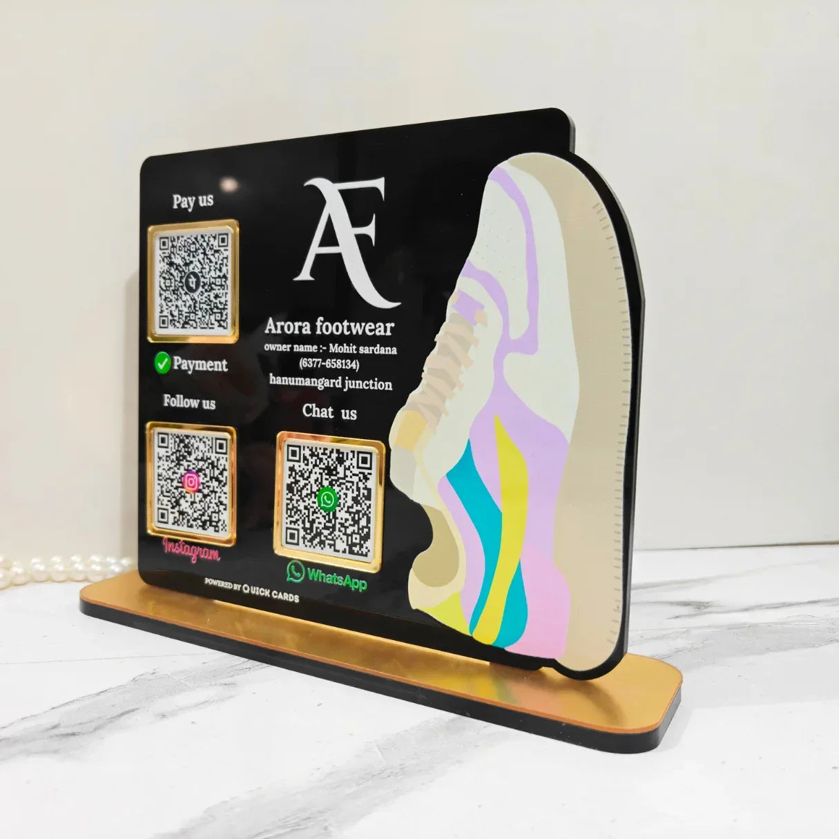 Footwears 3 QR Standee Black - Quick Cards