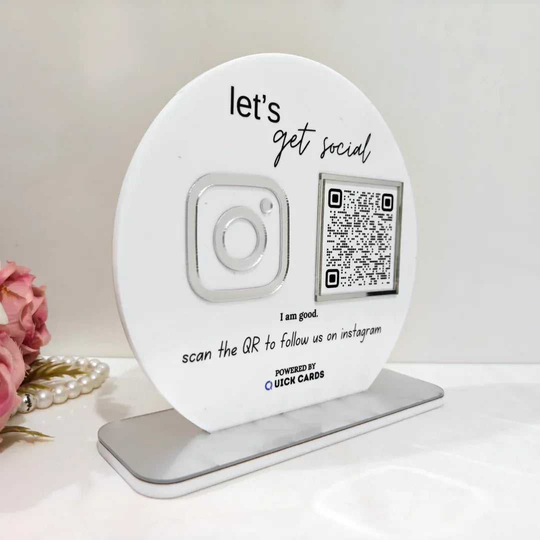 1 QR Round Standee - Quick Cards
