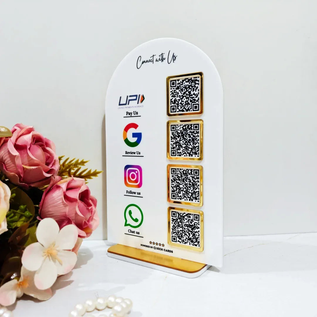 4 QR semi round Standee - Quick Cards